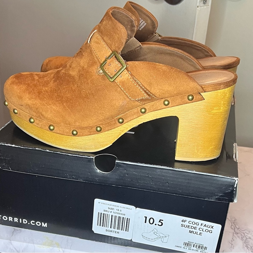 GUC Torrid Suede Clogs - Picture 4 of 4